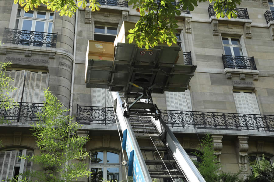 monte-meuble-idf